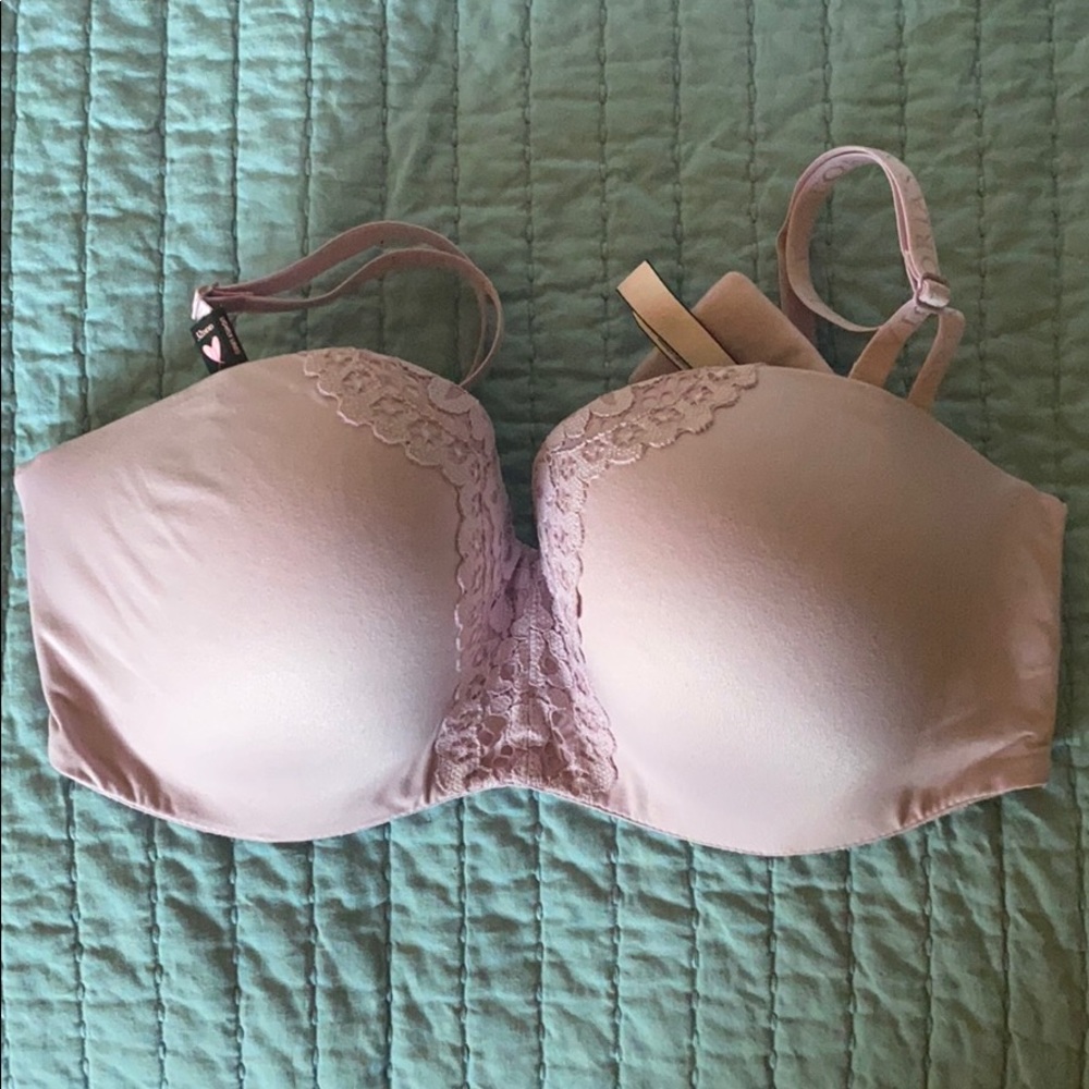 Body by Victoria’s Secret Strapless Bra 32DDD